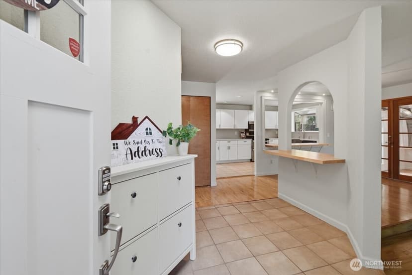 Property photo for 1817 SW 325th Place, Federal Way photo 2