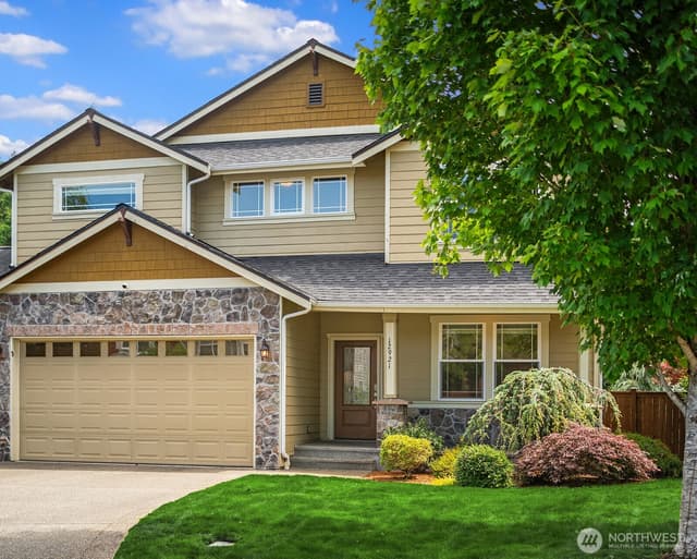 Property photo for 12921 195th Avenue Ct E, Bonney Lake photo 3