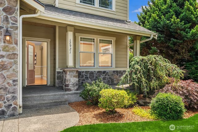 Property photo for 12921 195th Avenue Ct E, Bonney Lake photo 4