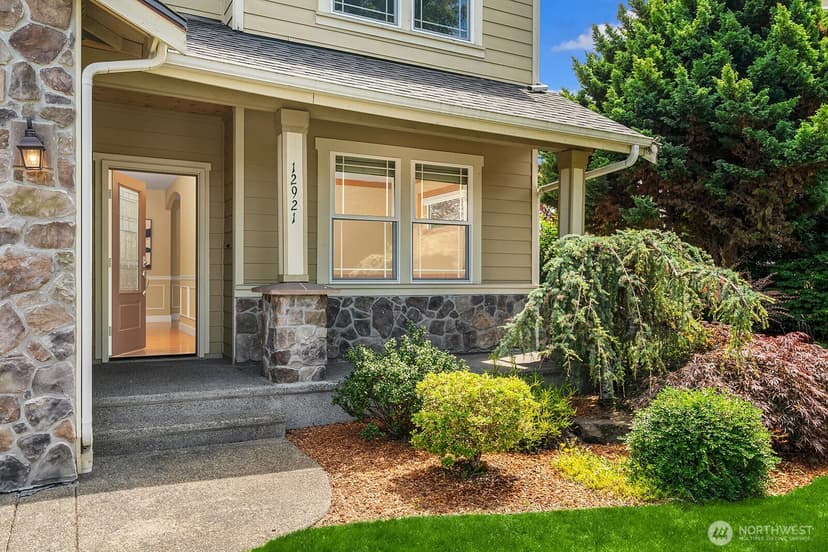 Property photo for 12921 195th Avenue Ct E, Bonney Lake photo 4