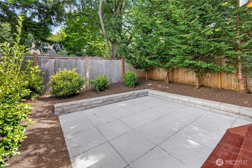 Property photo for 6538 11th Avenue NW #2, Seattle photo 26