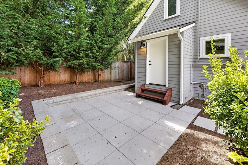 Property photo for 6538 11th Avenue NW #2, Seattle photo 23