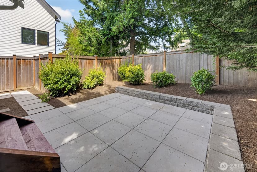 Property photo for 6538 11th Avenue NW #2, Seattle photo 25