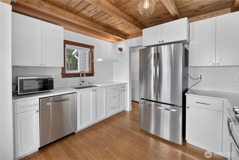 Property photo for 6538 11th Avenue NW #2, Seattle photo 7