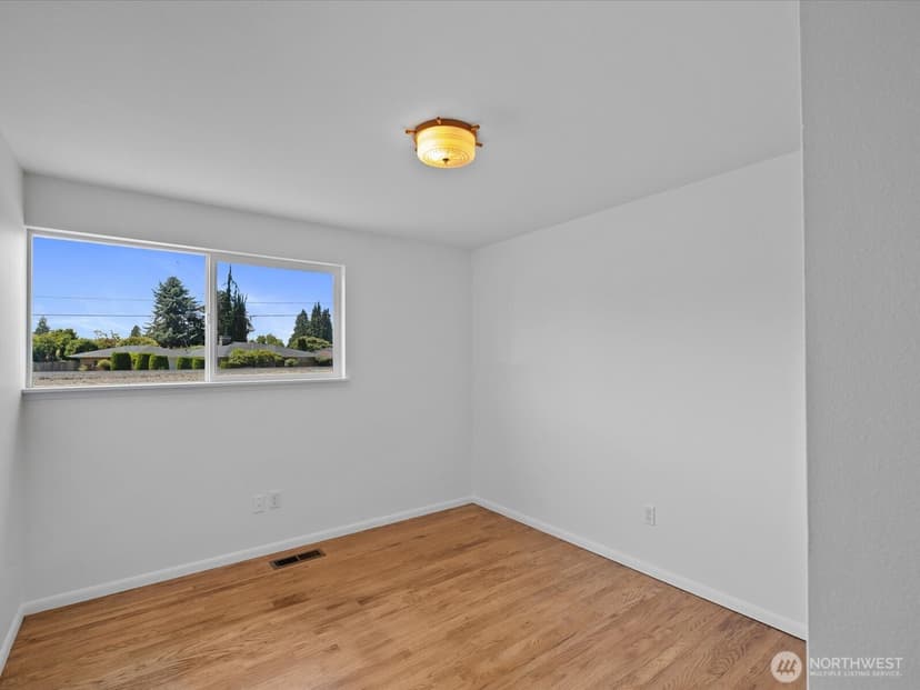 Property photo for 817 Olympic Boulevard #A, Everett photo 14