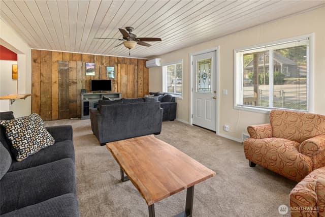 Property photo for 301 W 4th Street, Cle Elum photo 3