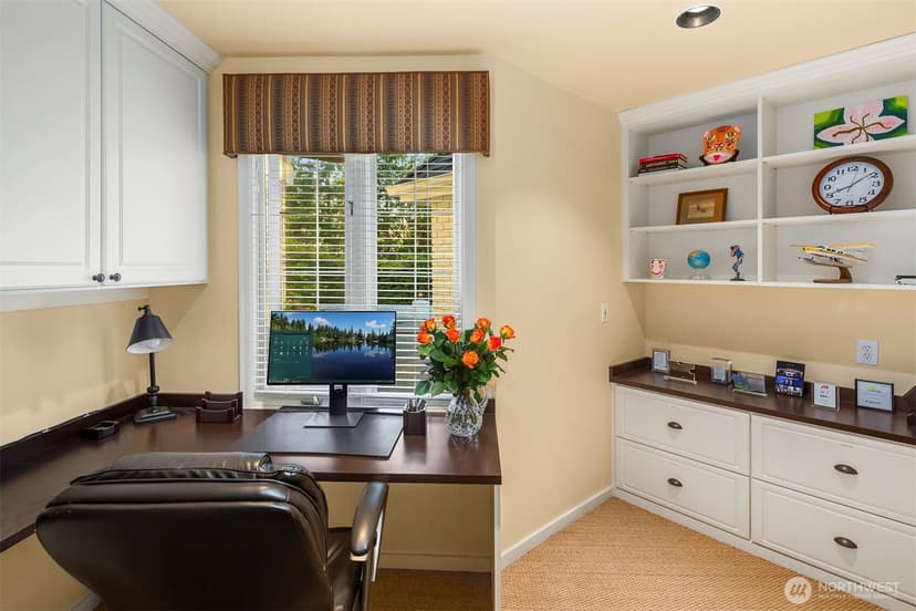 Property photo for 4140 W Mercer, Mercer Island photo 18