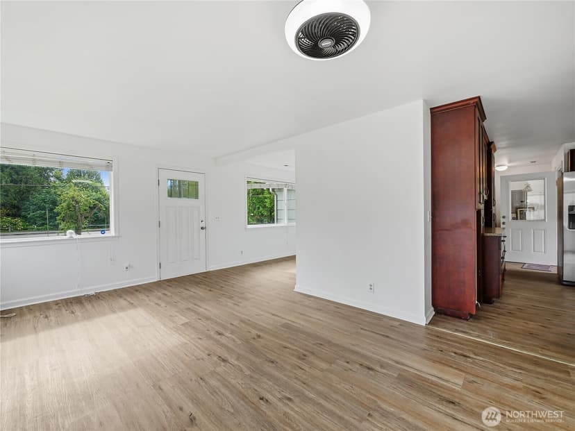 Property photo for 26040 108th Avenue SE, Kent photo 8