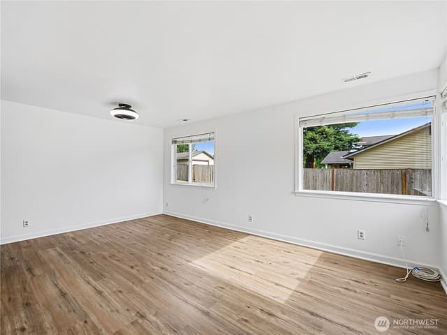 Property photo for 26040 108th Avenue SE, Kent photo 5