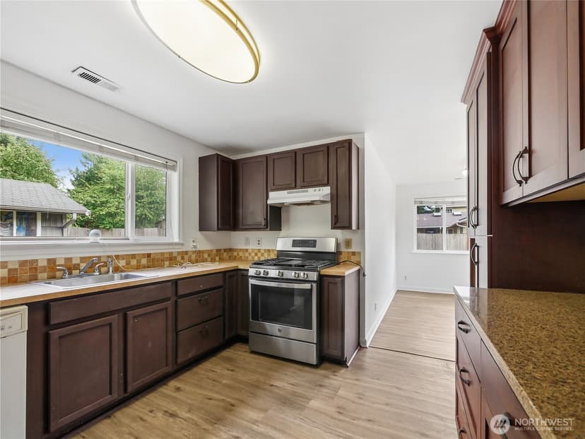 Property photo for 26040 108th Avenue SE, Kent photo 12