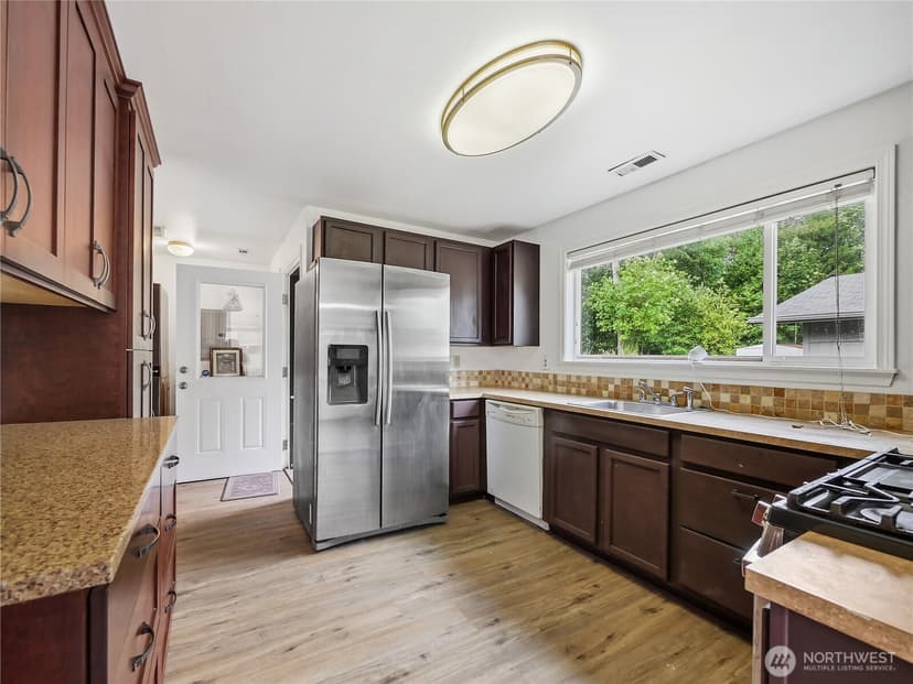 Property photo for 26040 108th Avenue SE, Kent photo 11