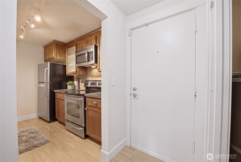 Property photo for 300 N 130th Street #2303, Seattle photo 5