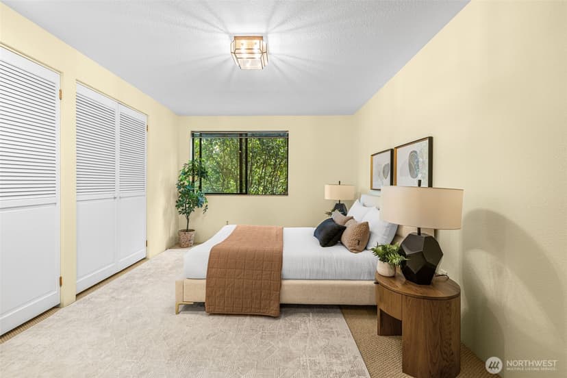 Property photo for 2315 26th Avenue E, Seattle photo 9