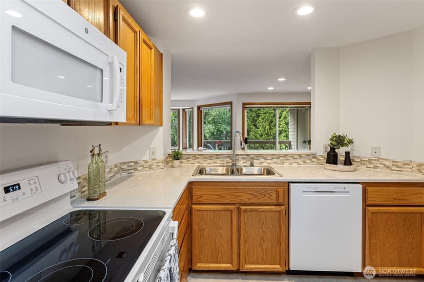 Property photo for 432 3rd Avenue S #B204, Edmonds photo 14