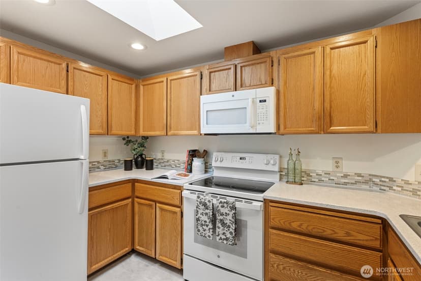 Property photo for 432 3rd Avenue S #B204, Edmonds photo 13