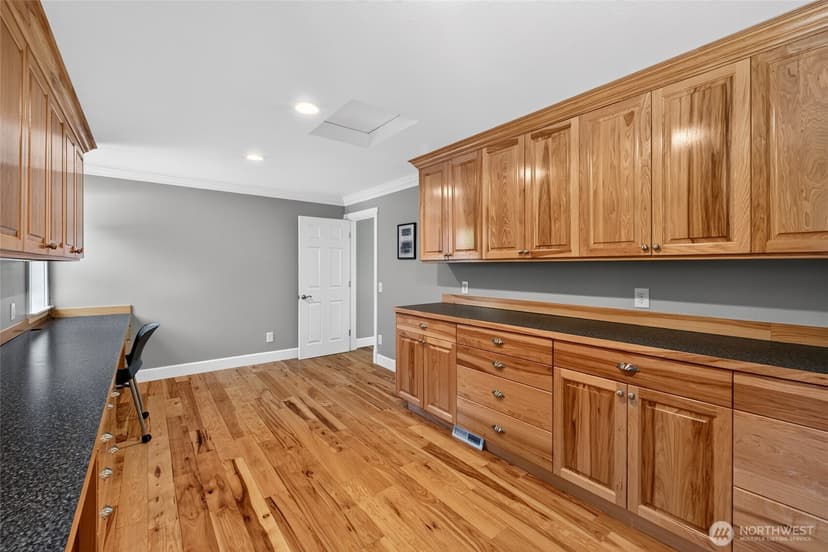 Property photo for 21017 Snag Island Drive East, Lake Tapps photo 28
