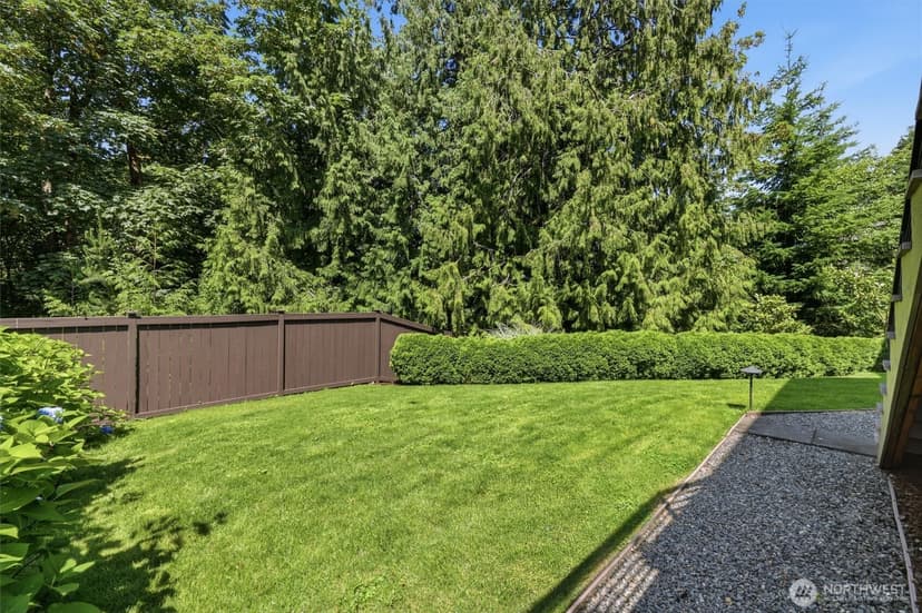 Property photo for 9909 111th Avenue NE, Kirkland photo 35