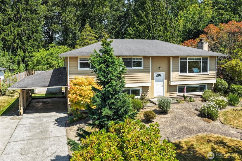 Property photo for 14556 75th Avenue NE, Kenmore photo 33