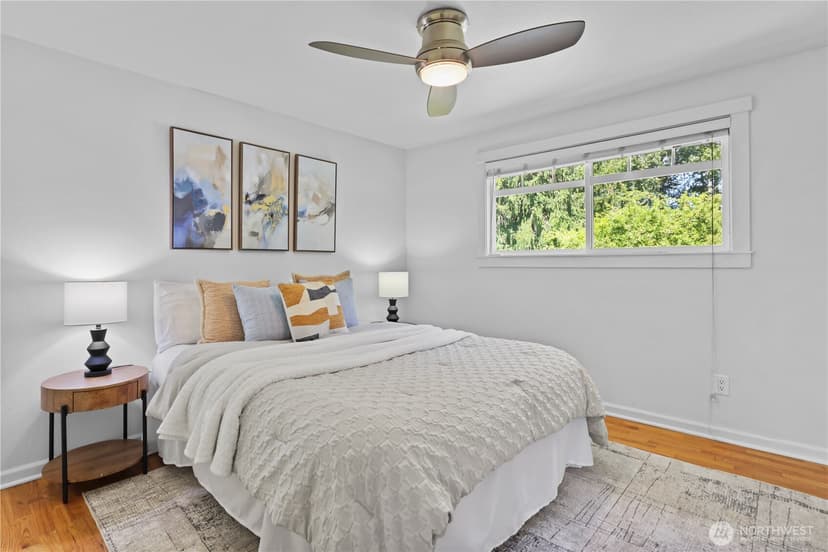 Property photo for 14556 75th Avenue NE, Kenmore photo 11
