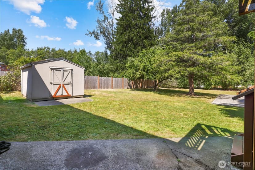 Property photo for 14556 75th Avenue NE, Kenmore photo 28