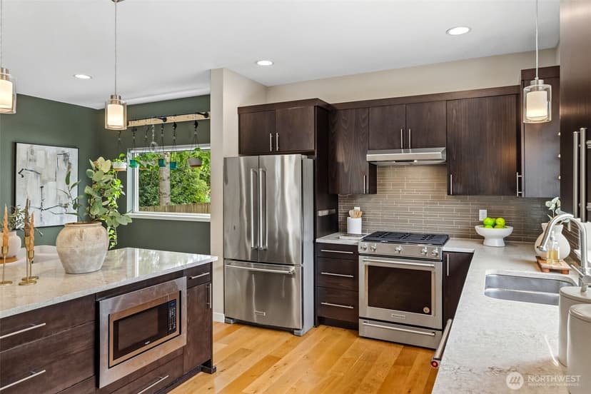 Property photo for 5957 17th Avenue SW, Seattle photo 10