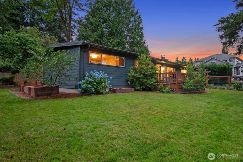 Property photo for 19405 58th Avenue NE, Kenmore photo 34