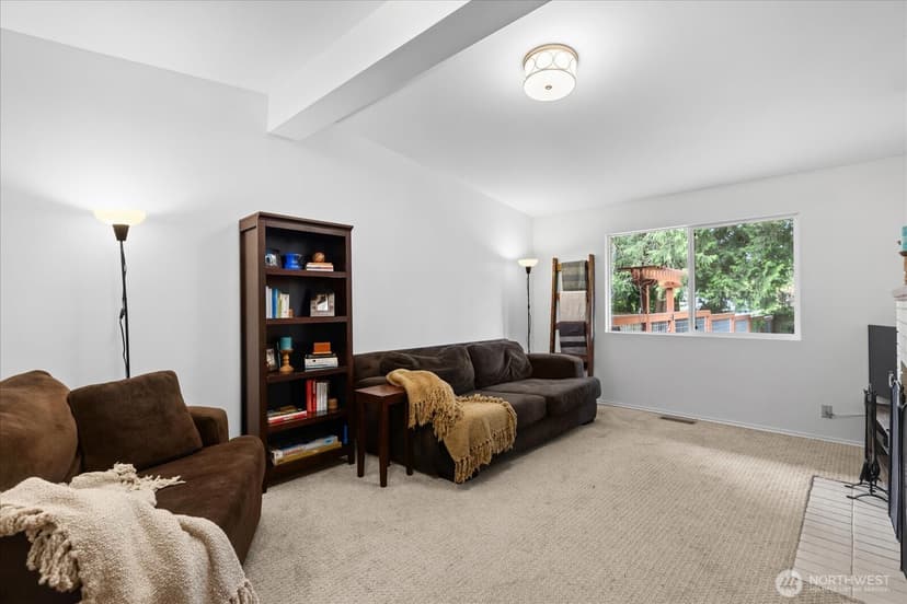 Property photo for 19405 58th Avenue NE, Kenmore photo 20