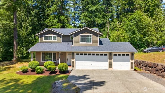 Property photo for 6608 184th Drive SE, Snohomish photo 2