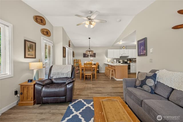 Property photo for 525 Alpine Place #D3, Leavenworth photo 3