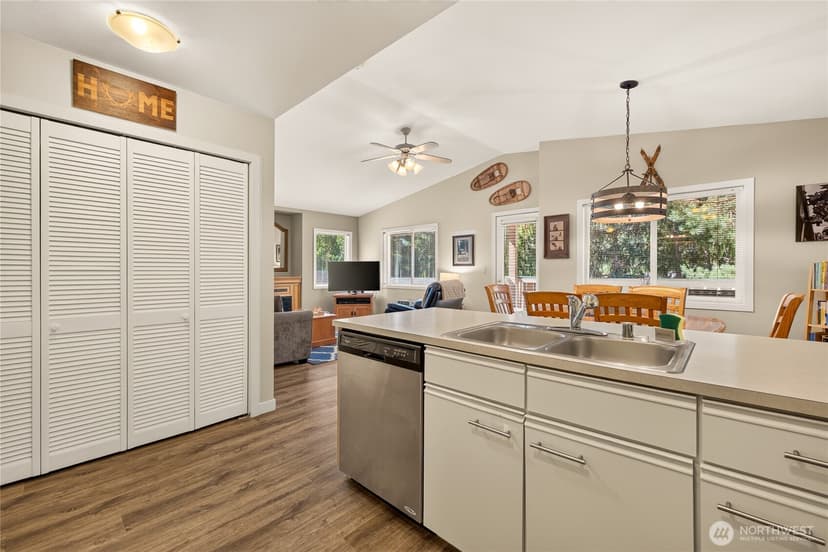 Property photo for 525 Alpine Place #D3, Leavenworth photo 6