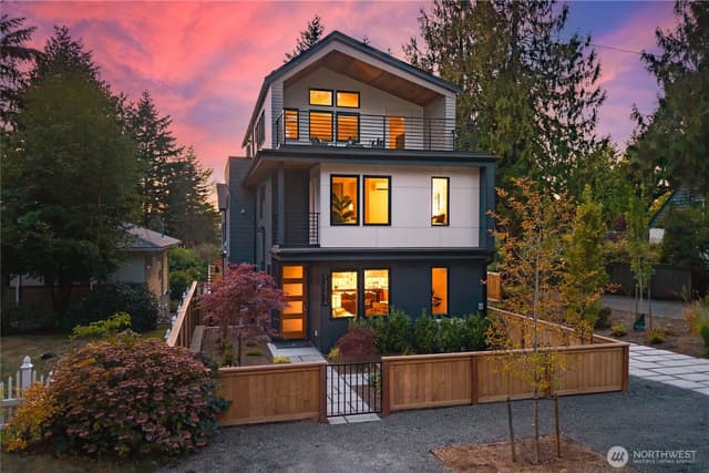 Property photo for 13047 39th Avenue NE #A, Seattle photo 3