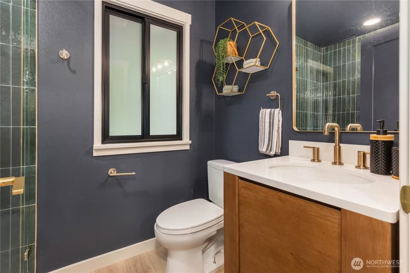 Property photo for 18730 94th Avenue W, Edmonds photo 21
