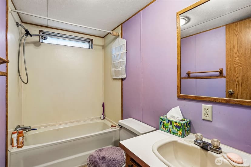 Property photo for 9810 6th Avenue NW, Tulalip photo 25