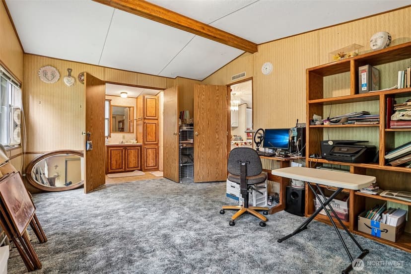 Property photo for 9810 6th Avenue NW, Tulalip photo 18