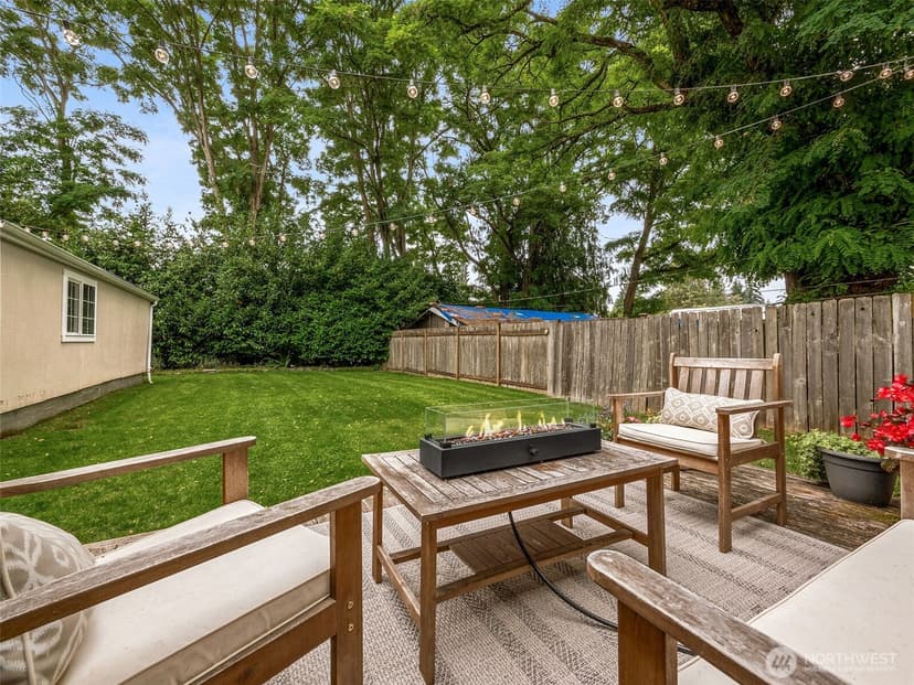Property photo for 13247 4th Avenue S, Burien photo 20