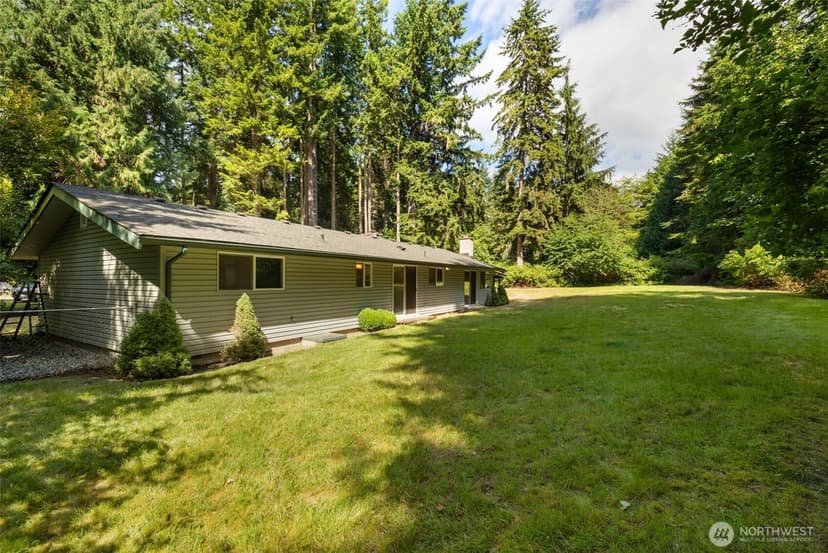 Property photo for 535 Surfcrest Place NE, Poulsbo photo 27