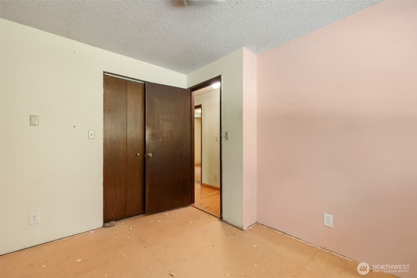 Property photo for 535 Surfcrest Place NE, Poulsbo photo 16