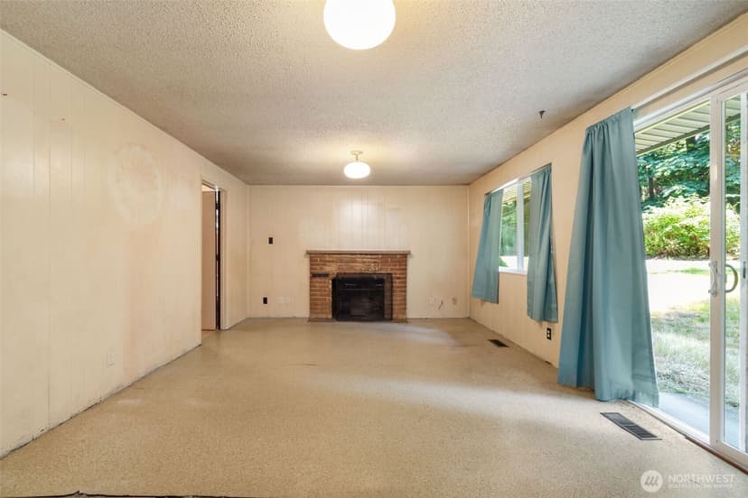 Property photo for 535 Surfcrest Place NE, Poulsbo photo 12