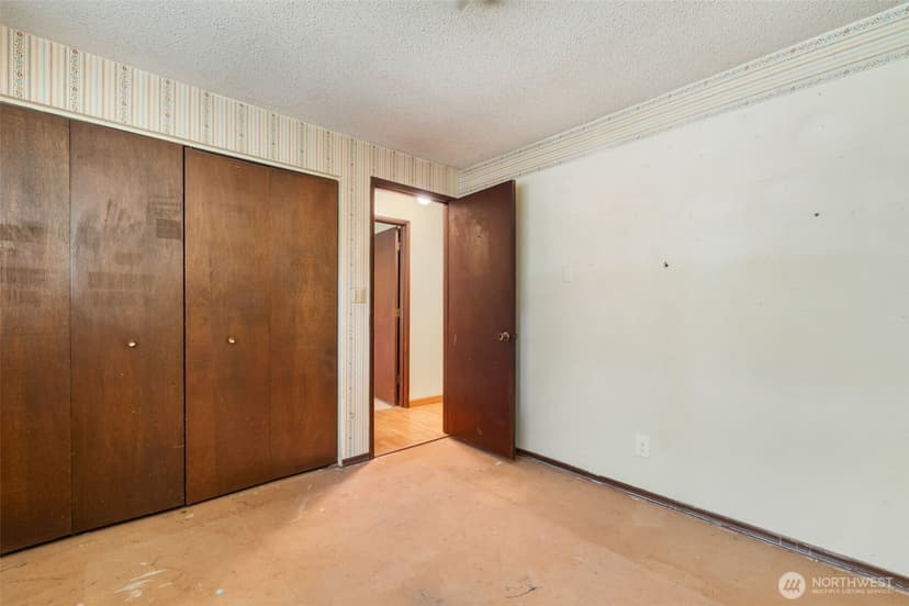 Property photo for 535 Surfcrest Place NE, Poulsbo photo 18