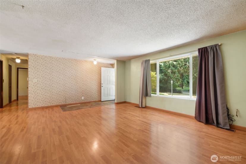 Property photo for 535 Surfcrest Place NE, Poulsbo photo 7