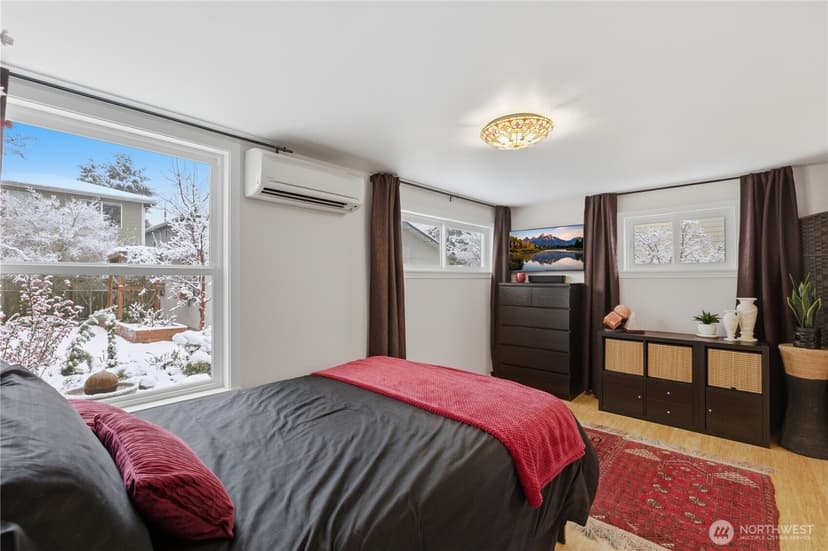 Property photo for 10611 2nd Place SW, Seattle photo 16