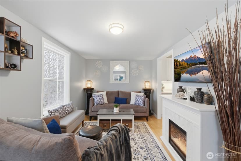 Property photo for 10611 2nd Place SW, Seattle photo 5