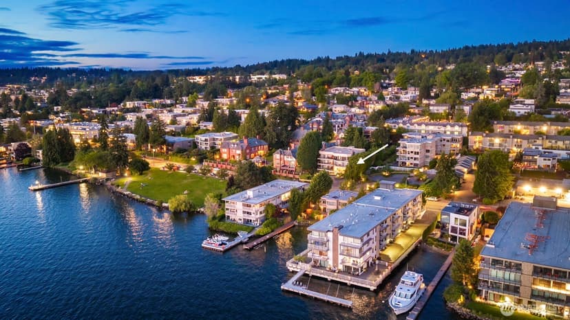 Property photo for 6436 Lake Washington Boulevard NE #5, Kirkland photo 4