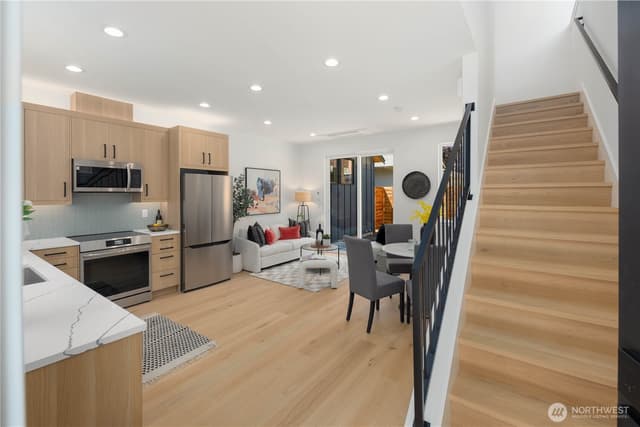 Property photo for 512 N 92nd Street, Seattle photo 4
