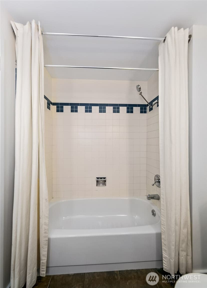 Property photo for 1107 1st Avenue #701, Seattle photo 12
