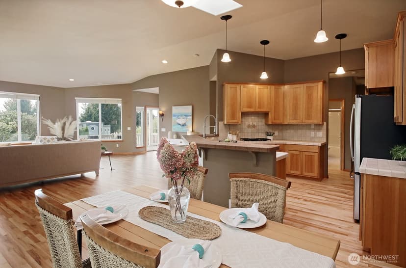 Property photo for 5674 Lenz Place, Langley photo 11