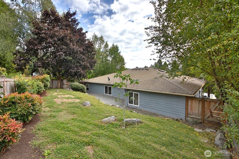 Property photo for 5674 Lenz Place, Langley photo 32