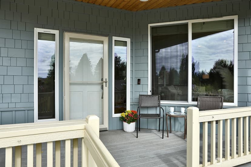 Property photo for 5674 Lenz Place, Langley photo 4