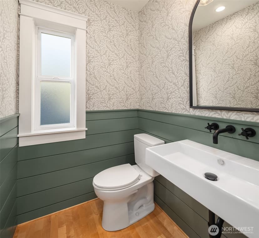 Property photo for 8014 12th Avenue NW, Seattle photo 18