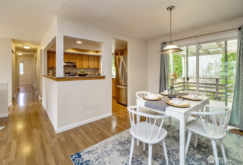 Property photo for 32624 35th Avenue SW, Federal Way photo 16